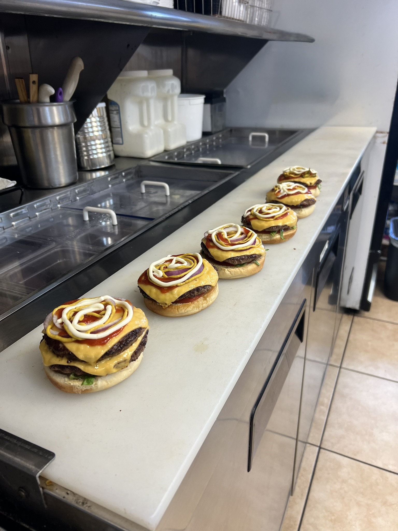 Juicy Burgers